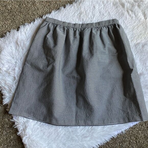 Alice + Olivia Francy’s Skirt Striped Mini Elastic Waist Zipped Back Lined Sz 6 - Picture 1 of 10